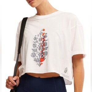 FP Movement Women's Inspire Logo
T-Shirt NWT Women XL